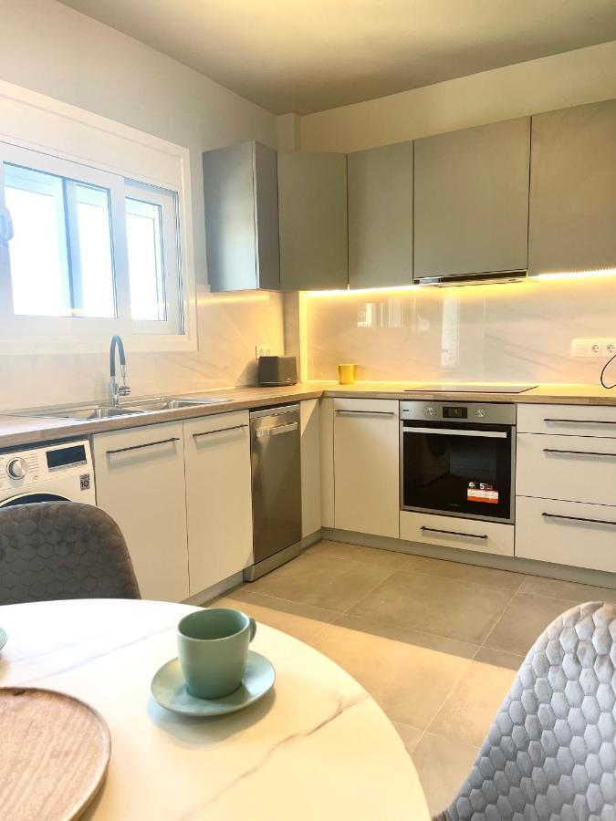 Serenity City Apartment Rhodes City エクステリア 写真